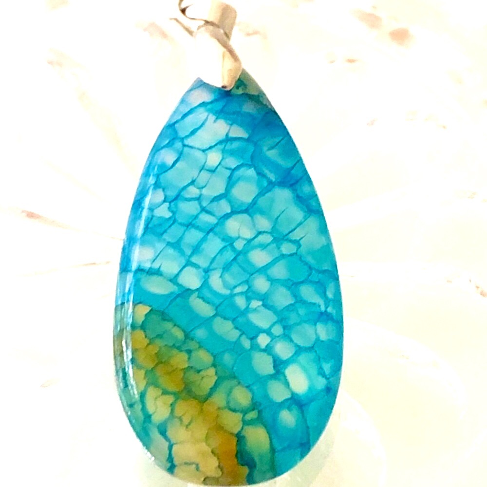 NWOT Dragon Vein Agate Pendant with S.S.